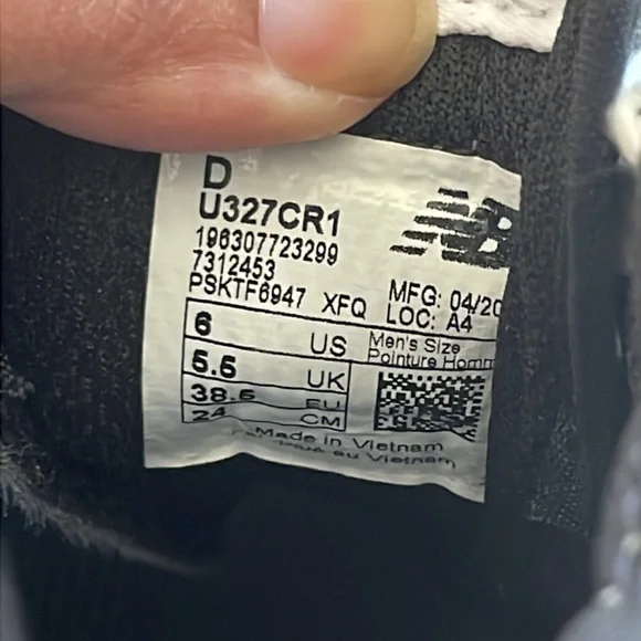 Awesome New Balance x FIGS Limited Edition Gray Ombre and White Suede Sneakers - Picture 7 of 10